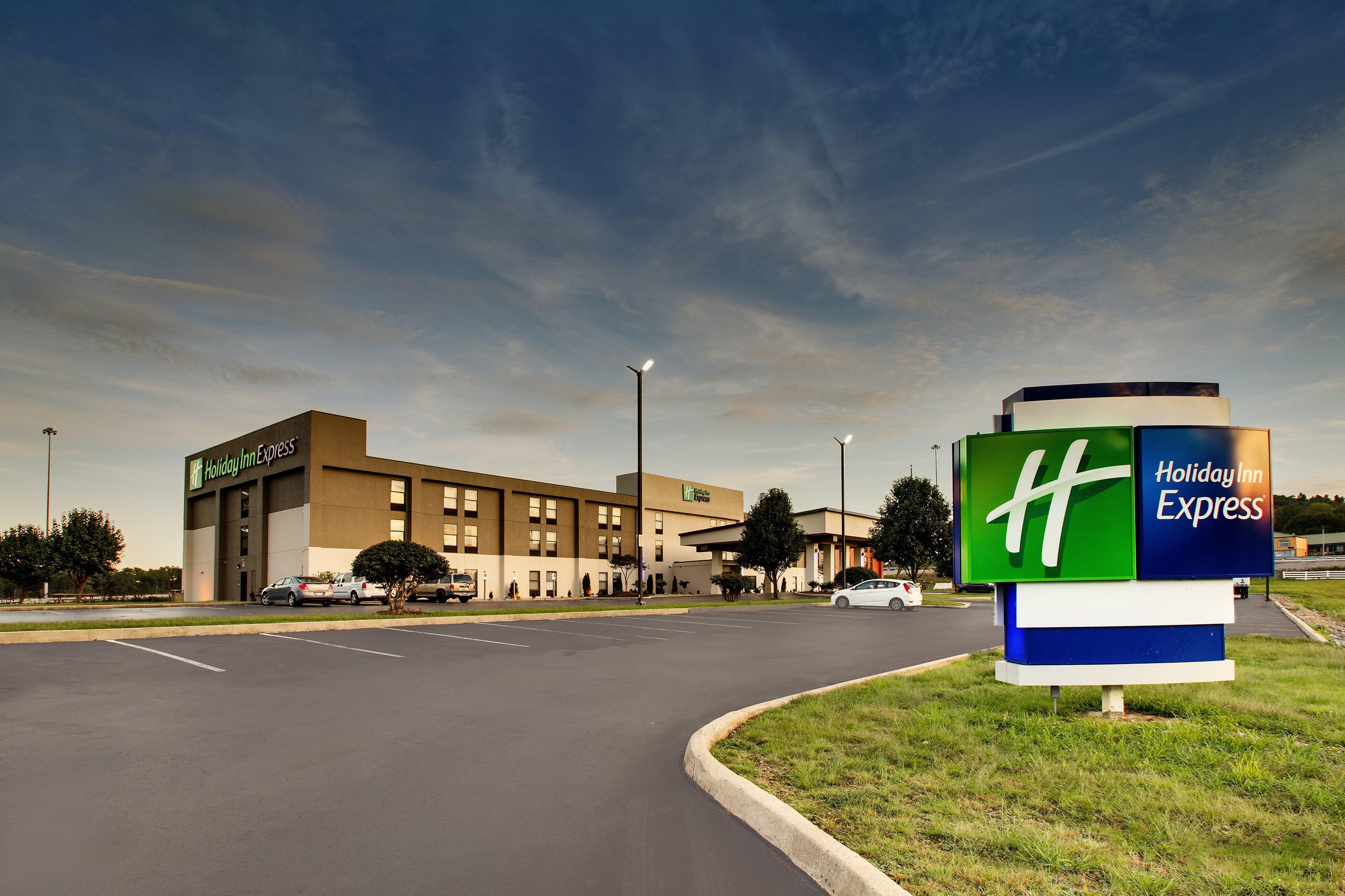 Holiday Inn Express - Horse Cave By Ihg Eksteriør billede